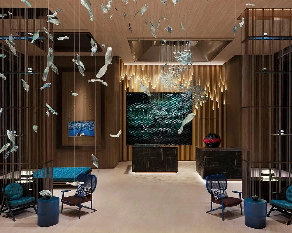 Hotel Lobby Leather Chair