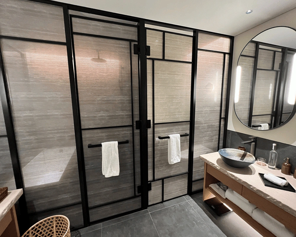 Hotel Wall-Mounted Mirror